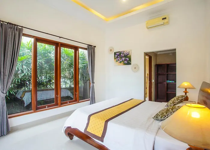 Puri Arta Villa