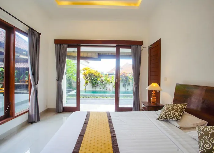 Puri Arta Villa *