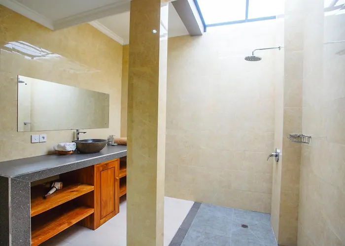 Villa Puri Arta *